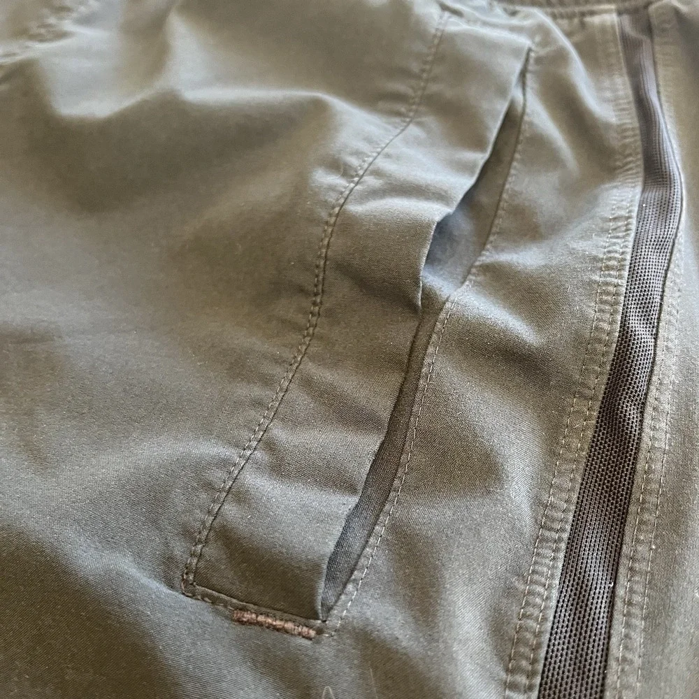 Lululemon Pace Breaker Men's XL 10